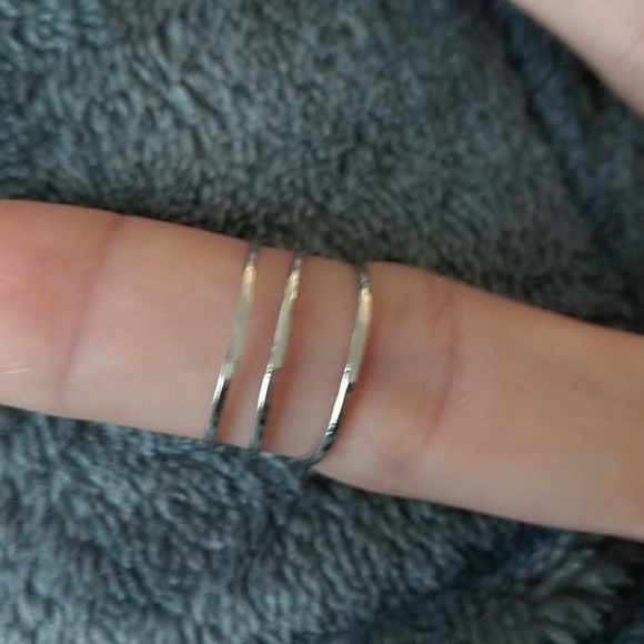 3 White Rhodium Stackable rings 5 - Picture 8 of 8